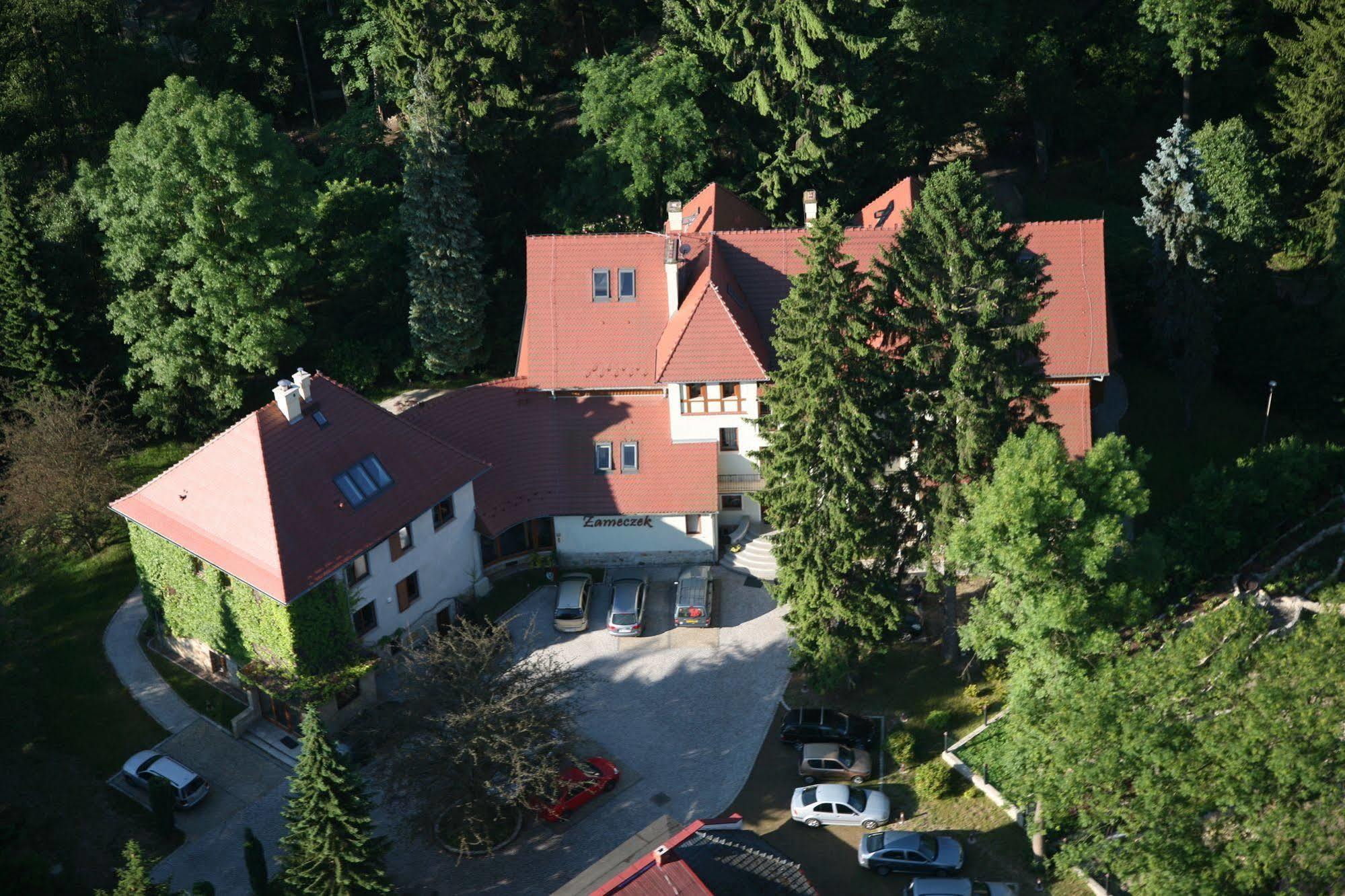 Willa Zameczek Polanica-Zdrój Exteriör bild